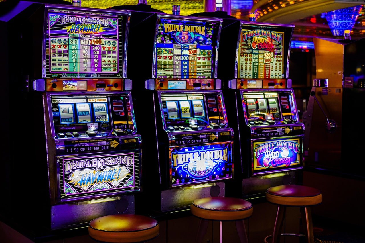 as 18 as 18 par Slots ka Poora Duniya